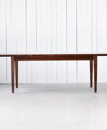 Eton matbord noble newport brown