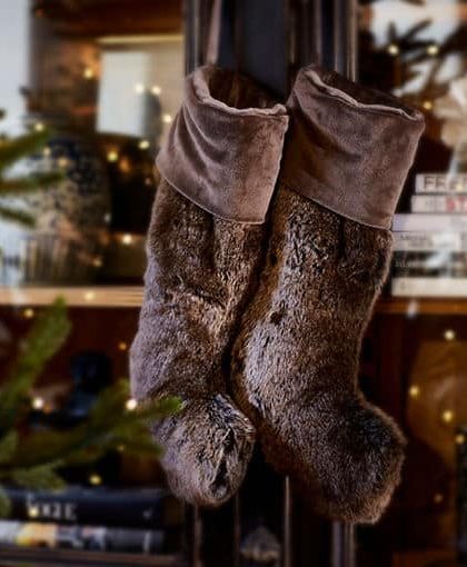 Whistler julstrumpa brown bear