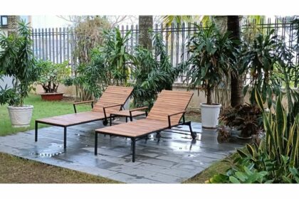 2st abellas solsäng + abellas sidobord -