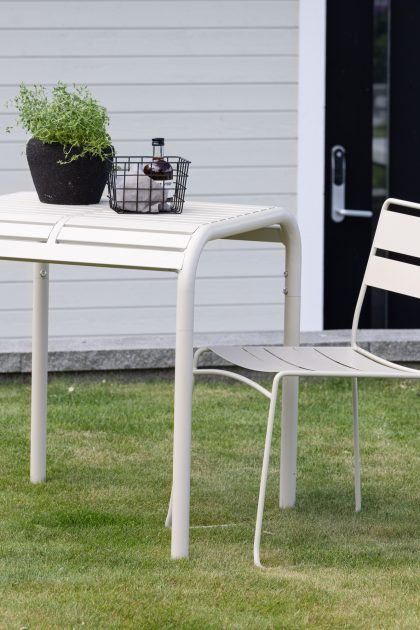 Borneo cafébord 70 cm - beige