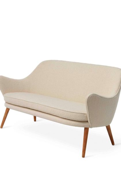 Warm nordic dwell soffa 2-sits tyg barnum24 cream, ben i rökt ek