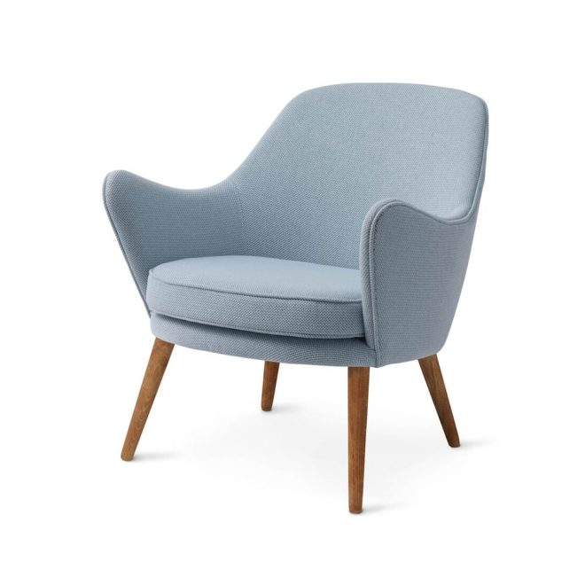 Warm nordic dwell loungestol tyg merit 014 minty grey, ben i rökt ek
