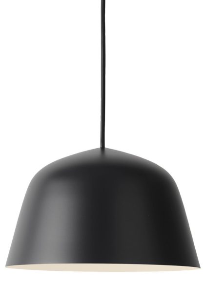 Muuto ambit taklampa Ø25 cm svart