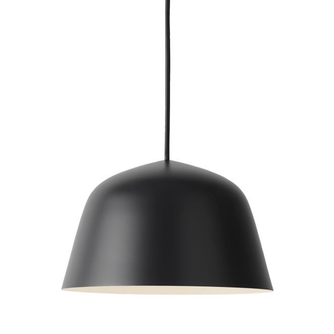 Muuto ambit taklampa Ø25 cm svart