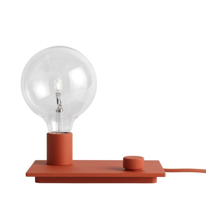 Muuto control bordslampa röd