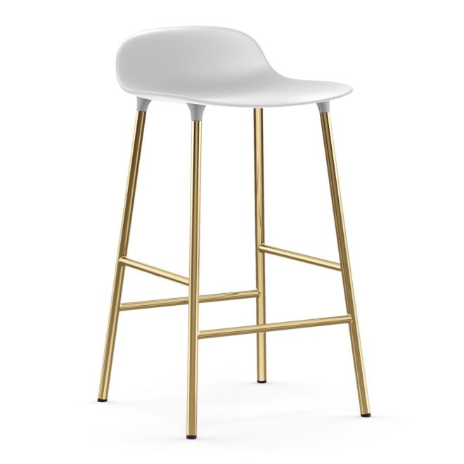 Normann copenhagen form barstol mässingsben vit