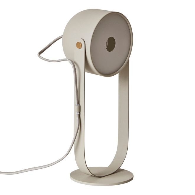 Co bankeryd svejk 13 bordslampa beige-mässing