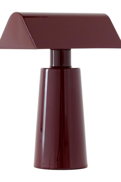 &tradition caret mf1 portable bordslampa dark burgundy