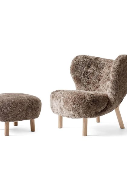 &tradition little petra vb1 fåtölj inkl. pouf atd1 vitoljad ek- sahara