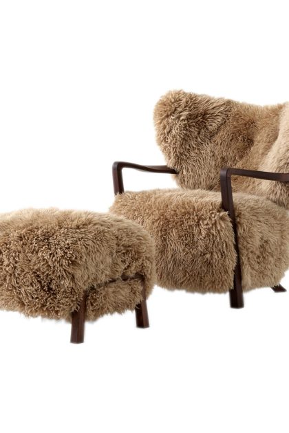 &tradition wulff lounge chair atd2 fåtölj inkl. pouf atd3 oljad valnöt-sheepskin honey
