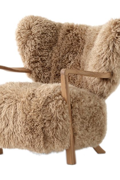&tradition wulff lounge chair atd2 fåtölj oljad ek-sheepskin honey