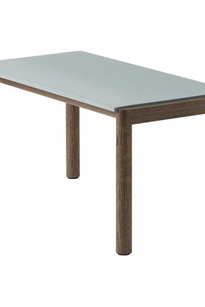 Muuto couple 1 plain soffbord 40x84x40 cm pale blue-dark oiled oak