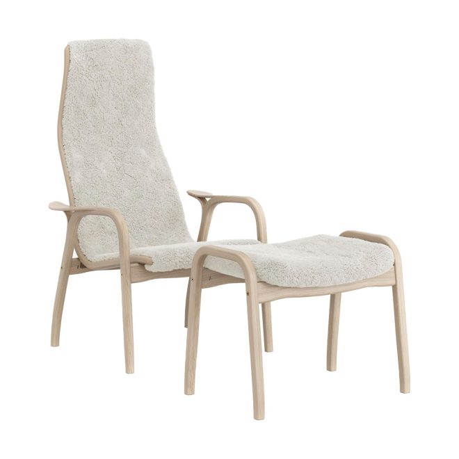 Swedese lamino fåtölj & fotpall vitpigmenterad ek/fårskinn off white (vit)