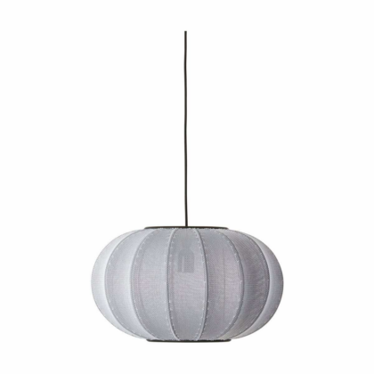 Made by hand knit-wit 45 oval pendel silver