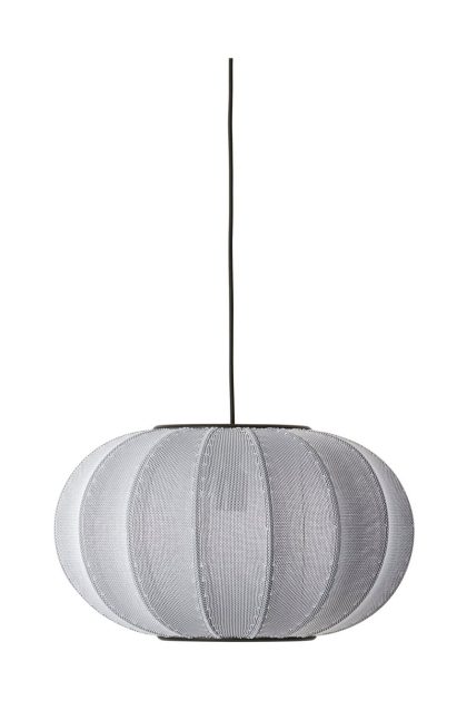 Made by hand knit-wit 45 oval pendel silver