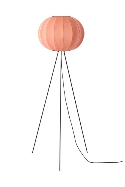 Made by hand knit-wit 45 round high golvlampa coral