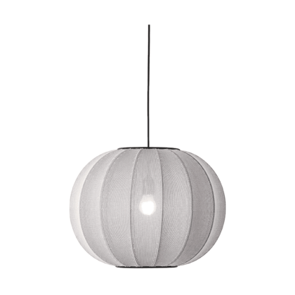 Made by hand knit-wit 45 round pendel silver