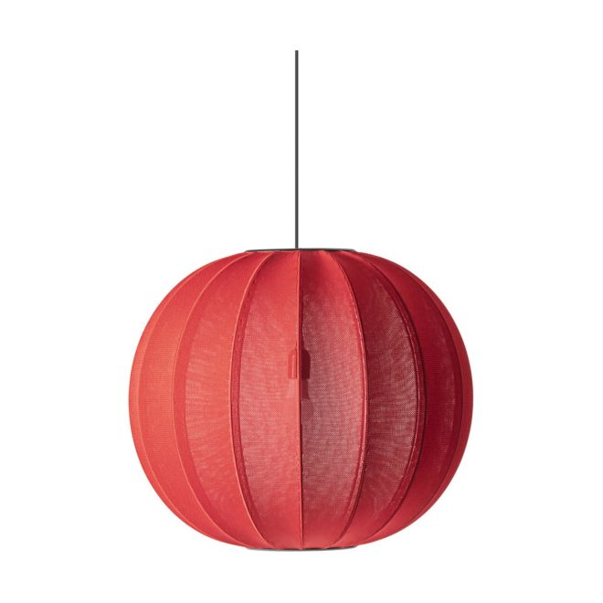 Made by hand knit-wit 60 round pendel maple red
