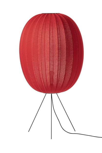 Made by hand knit-wit 65 high oval medium golvlampa maple red