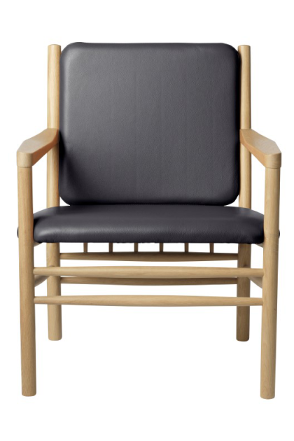 Fdb møbler j147 fåtölj oak nature lacquered-black leather