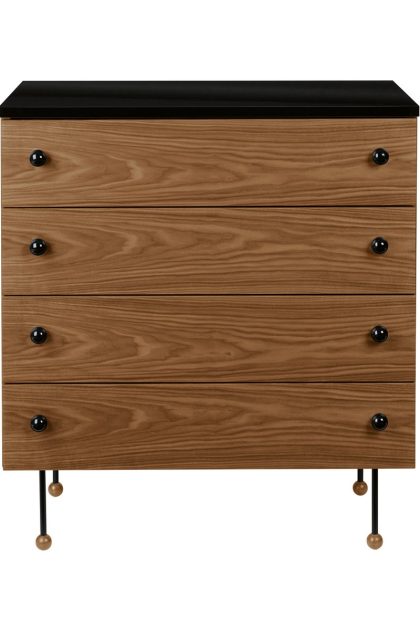 Gubi 62 dresser byrå american walnut, 4 lådor