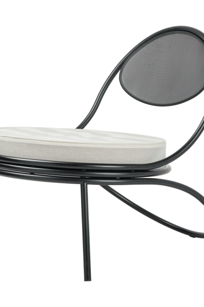 Gubi copacabana outdoor lounge chair klädd sits leslie stripe limonta 020-svarta ben