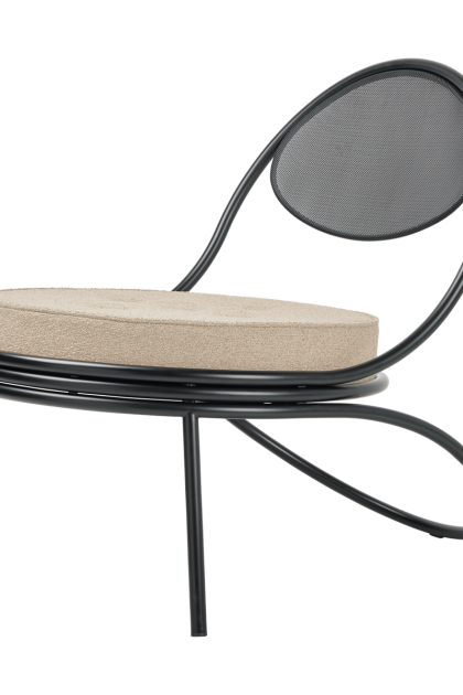 Gubi copacabana outdoor lounge chair klädd sits lorkey limonta 41-svarta ben
