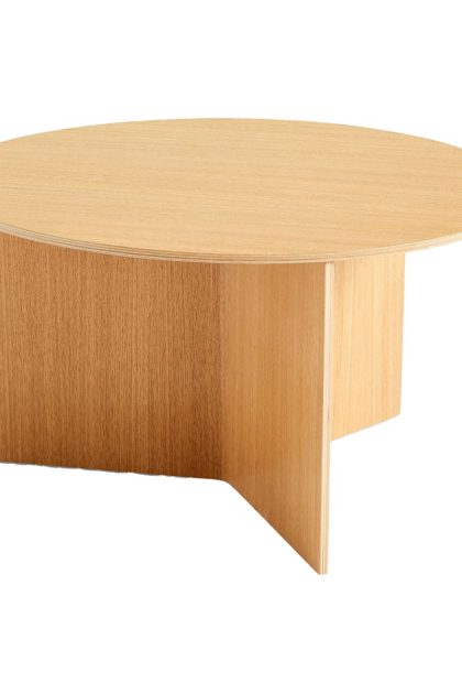 Hay slit soffbord Ø65 cm lacquered oak