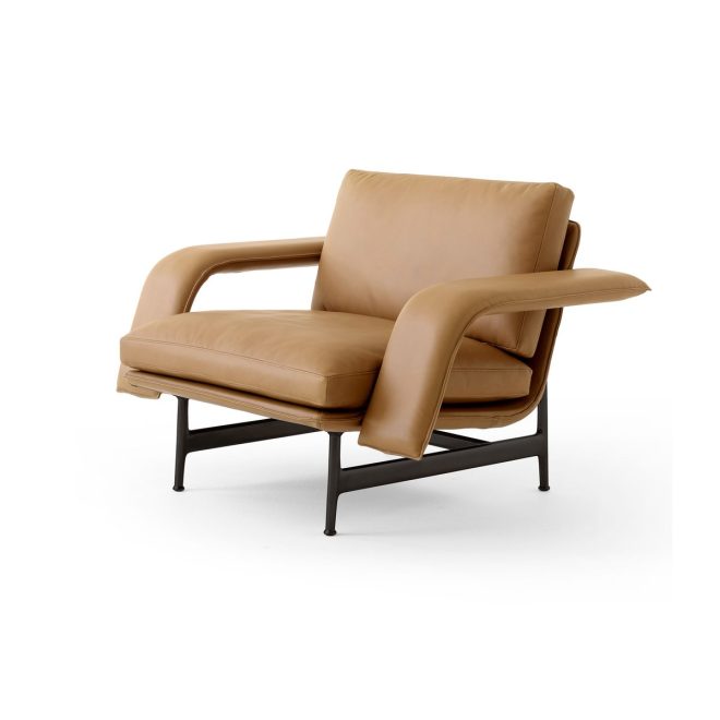 &tradition meantime av29 loungefåtölj warm black-noble leather cognac