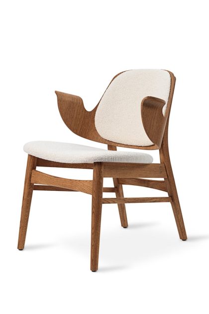 Warm nordic gesture loungestol tyg barnum24 cream, teakoljat ekstativ