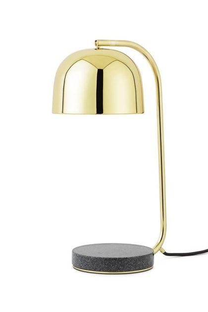 Normann copenhagen grant bordslampa brass