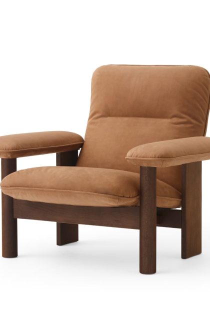 Audo copenhagen brasilia fåtölj dark oak-dunes camel leather 21004