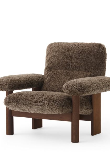 Audo copenhagen brasilia fåtölj dark oak-root sheepskin