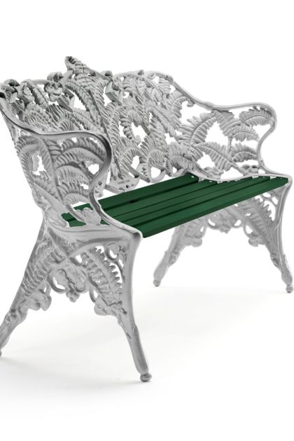 Byarums bruk classic soffa grön, rå aluminiumstativ