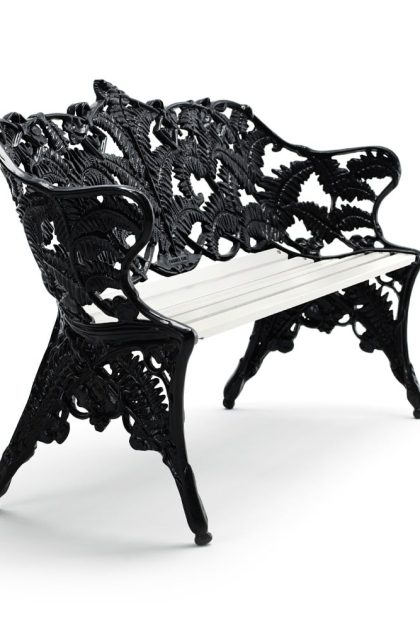 Byarums bruk classic soffa vit lack furu, svart stativ