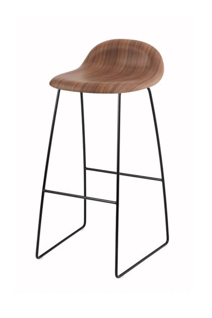 Gubi gubi 3d barstol hög american walnut-svarta stålmedar