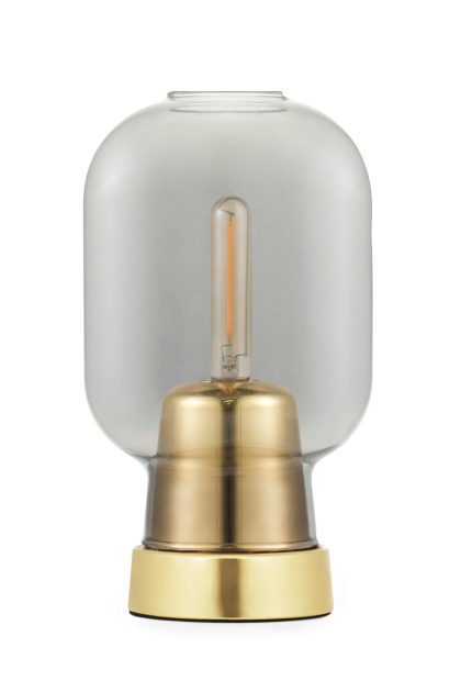 Normann copenhagen amp bordslampa grå-mässing