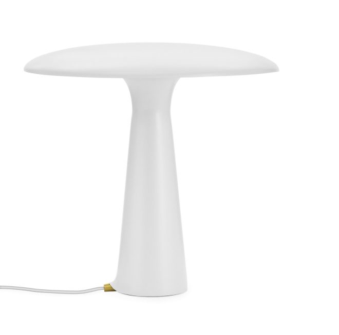 Normann copenhagen shelter bordslampa vit
