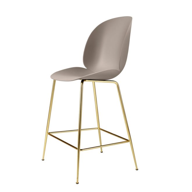 Gubi beetle barstol plast mässingsben new beige