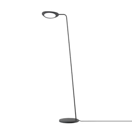 Muuto Leaf golvlampa svart